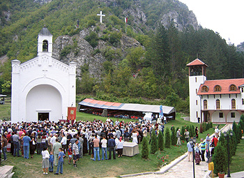 Велика Госпојина 2008. у манастиру Добрун